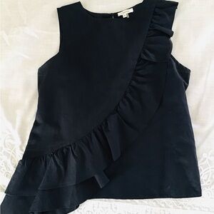 A gorgeous Tyler Boe top💋